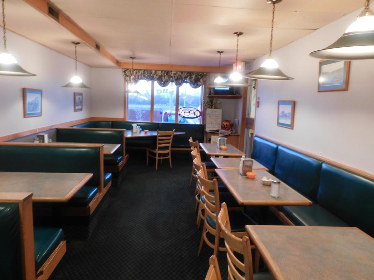 Casey'S Inn Lac du Bonnet Esterno foto